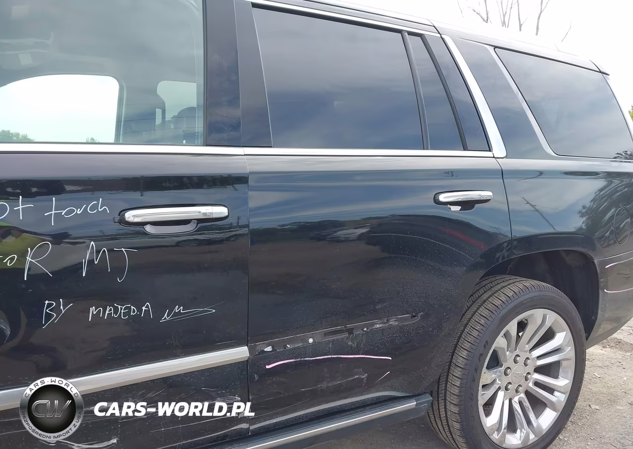 2018 Cadillac Escalade Premium Luxury VIN:1GYS4CKJ6JR272483 - 17