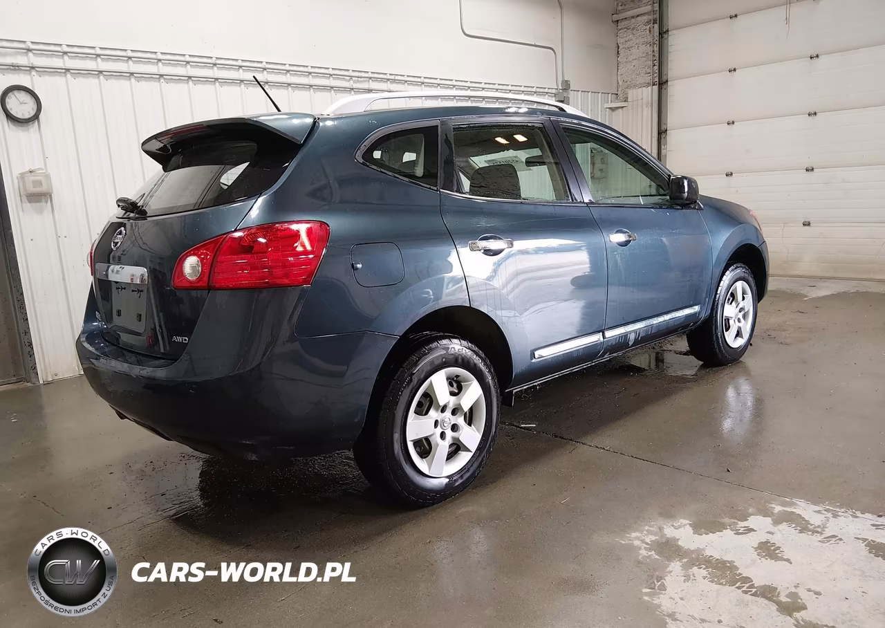 2015 Nissan Rogue Select S VIN:JN8AS5MV0FW758691 - 4