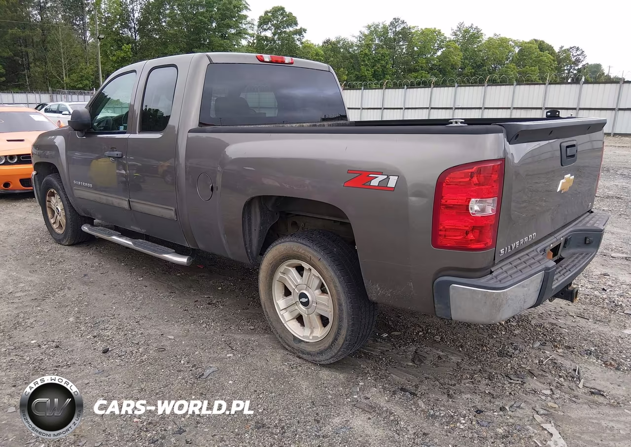 2013 Chevrolet Silverado 1500 Lt VIN:1GCRCSE00DZ182187 - 3