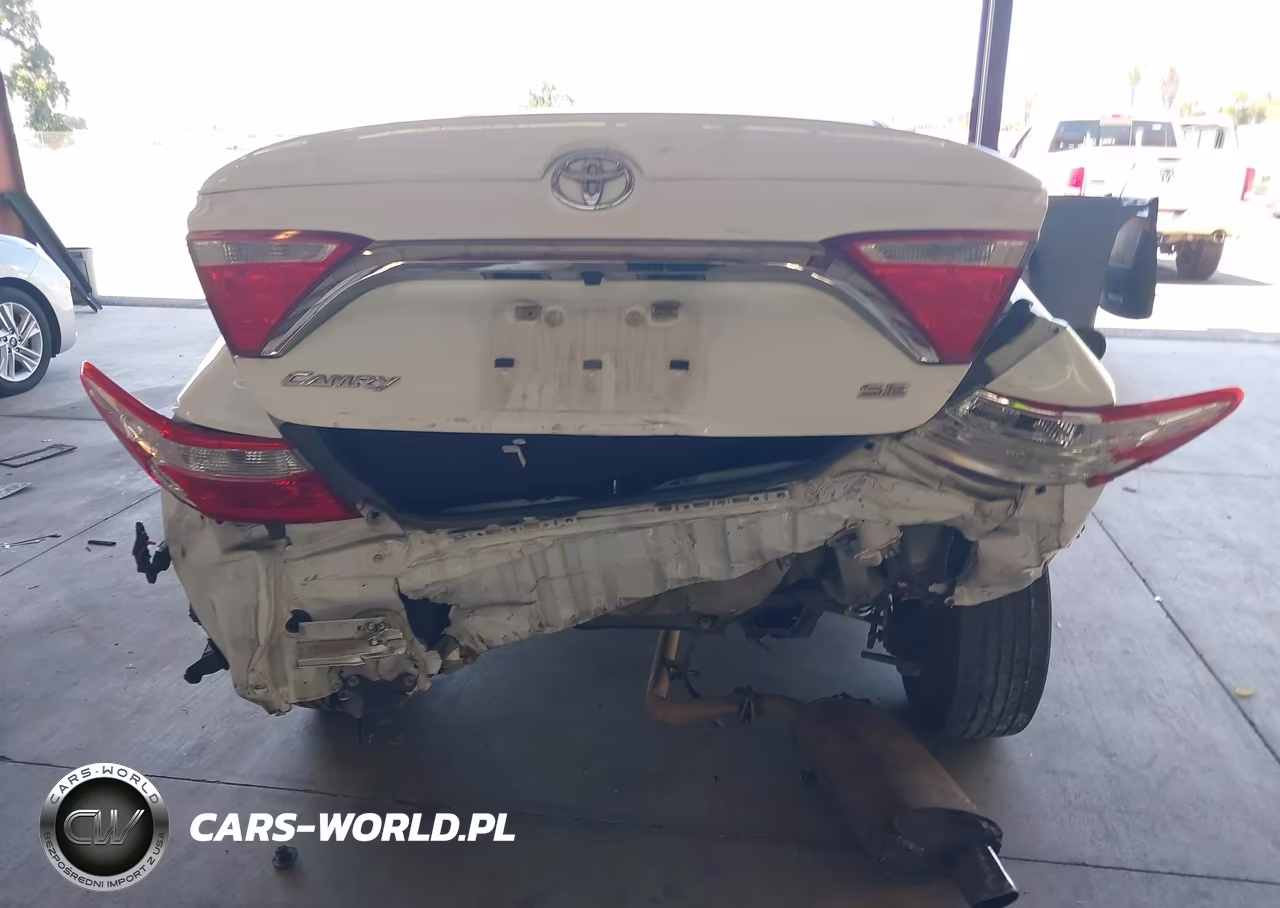 2017 Toyota Camry Se VIN:4T1BF1FK6HU454694 - 6
