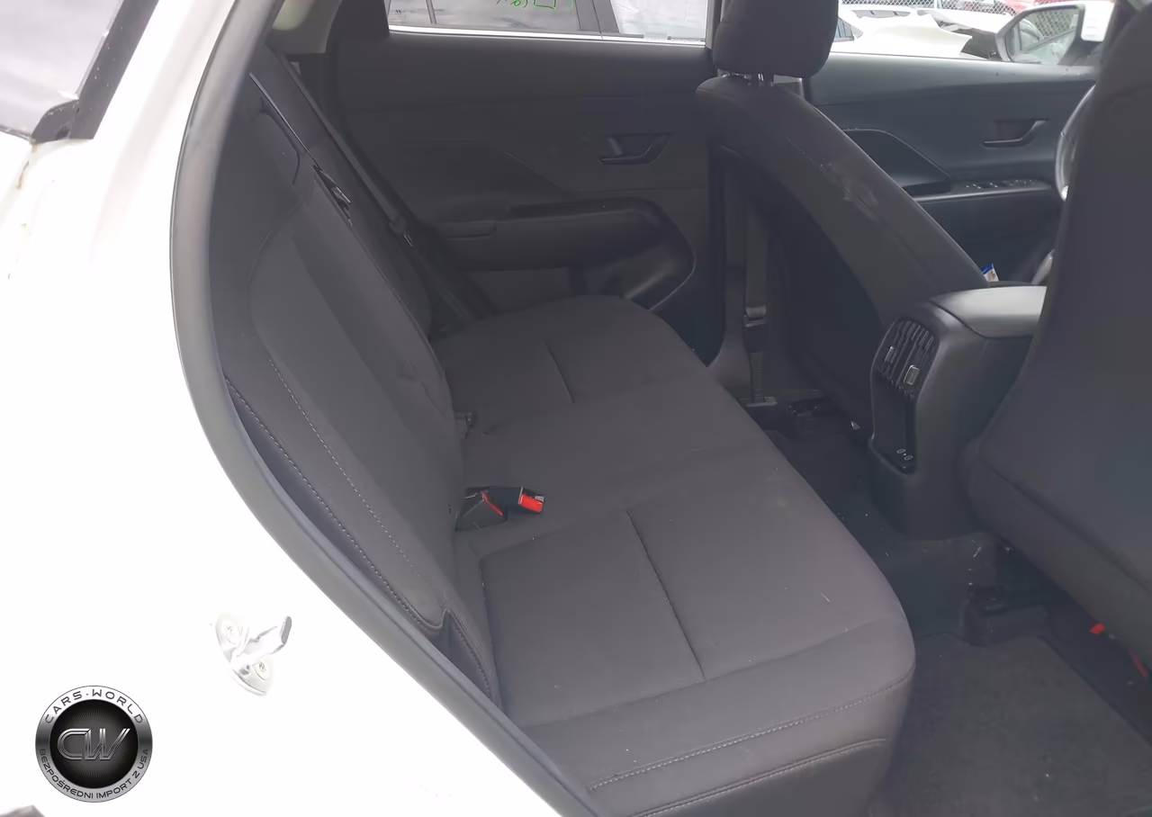 2024 Hyundai Kona Sel VIN:KM8HCCAB1RU146520 - 8