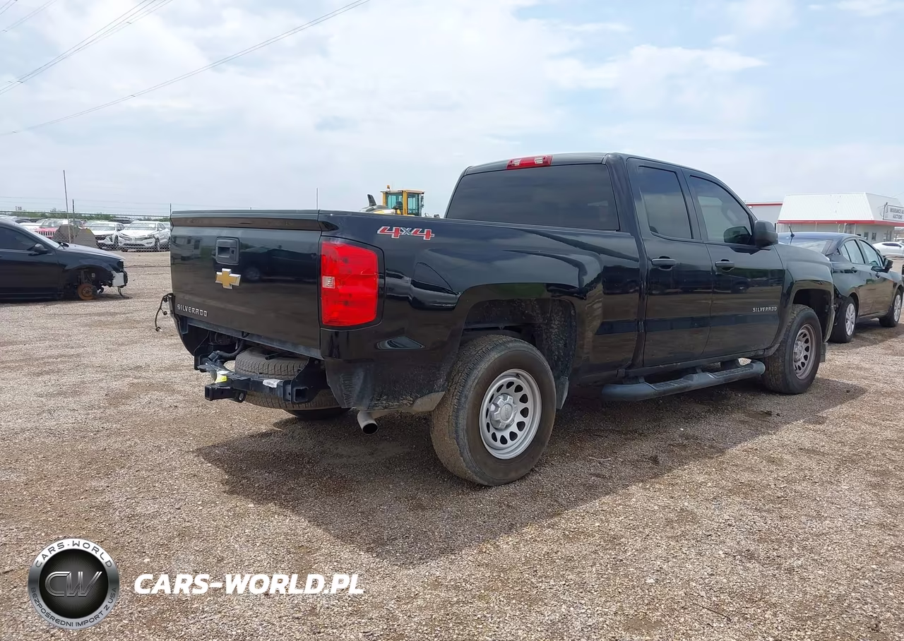 2016 Chevrolet Silverado 1500 Custom VIN:1GCVKPEC7GZ415365 - 4