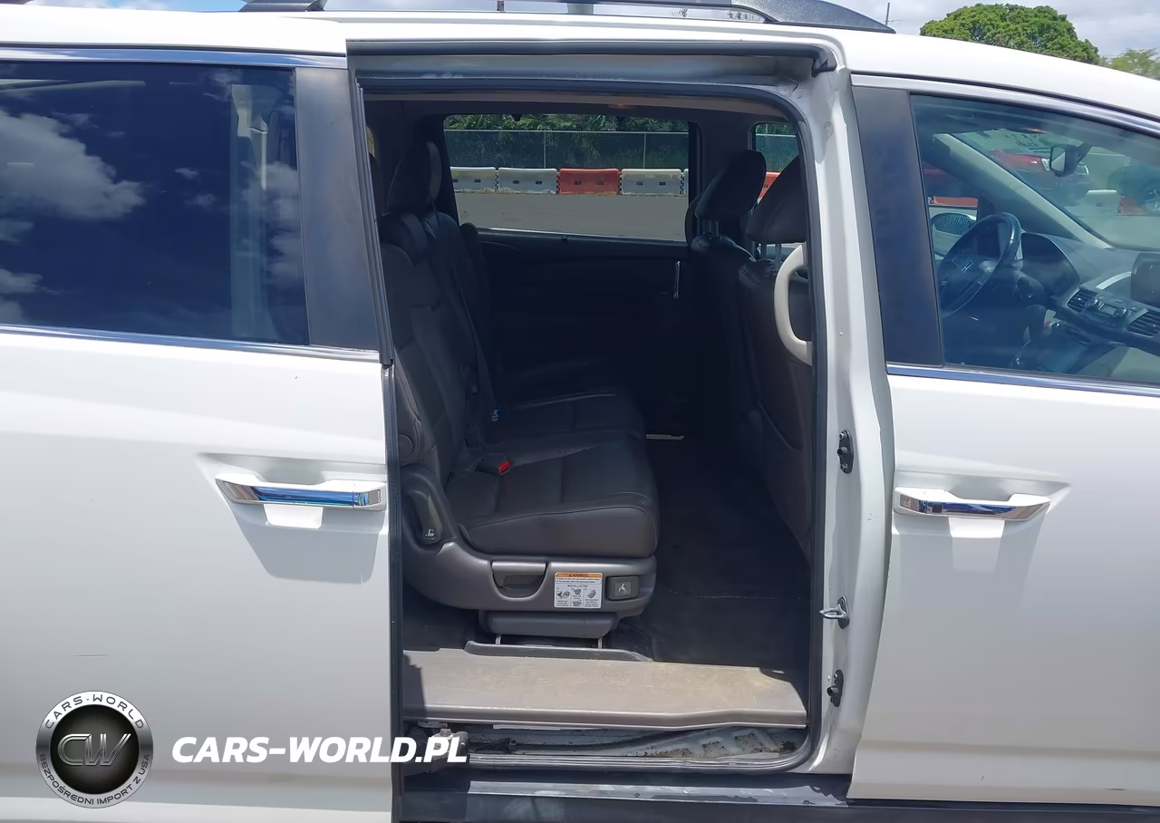 2015 Honda Odyssey Ex-L VIN:5FNRL5H68FB036288 - 8