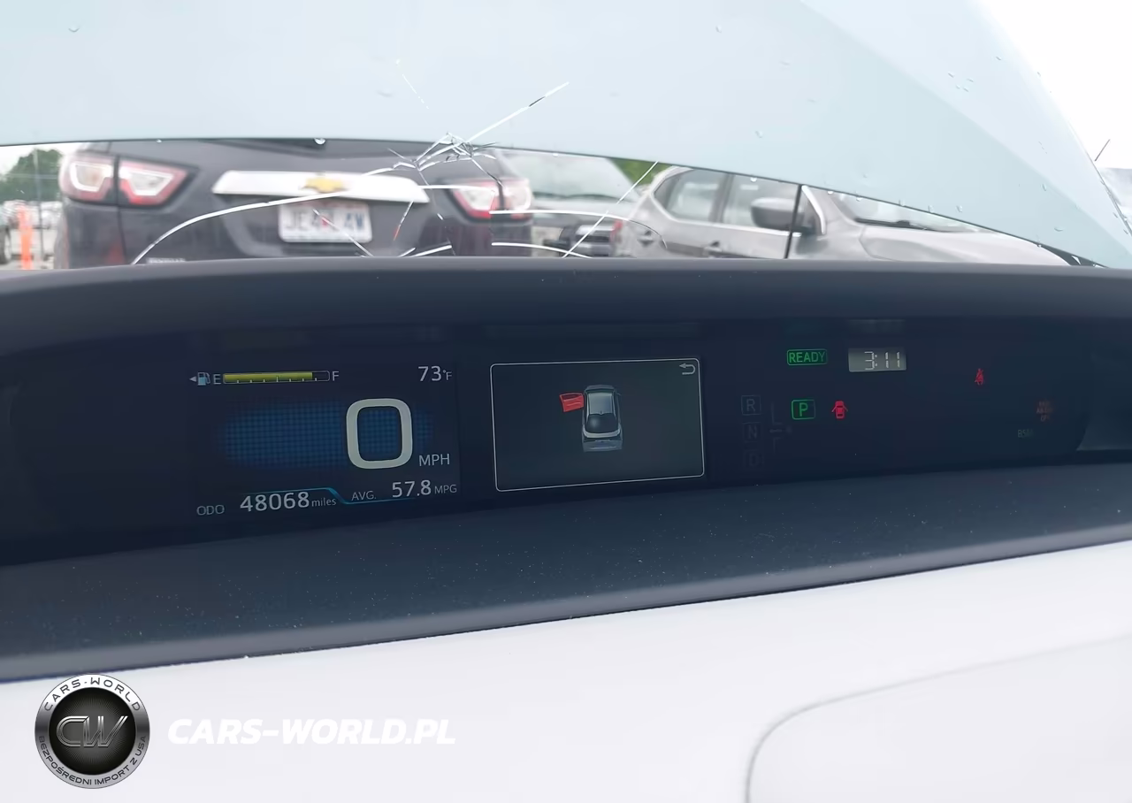 2020 Toyota Prius Xle Awd-E VIN:JTDL9RFU3L3019159 - 7
