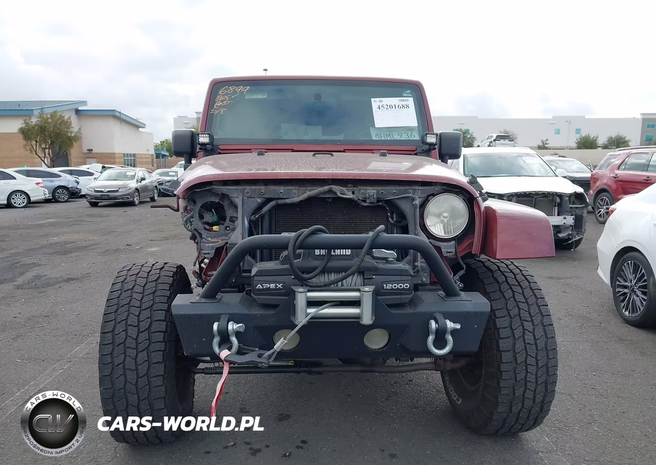 2007 Jeep Wrangler Unlimited Sahara VIN:1J8GA59117L117527 - 12