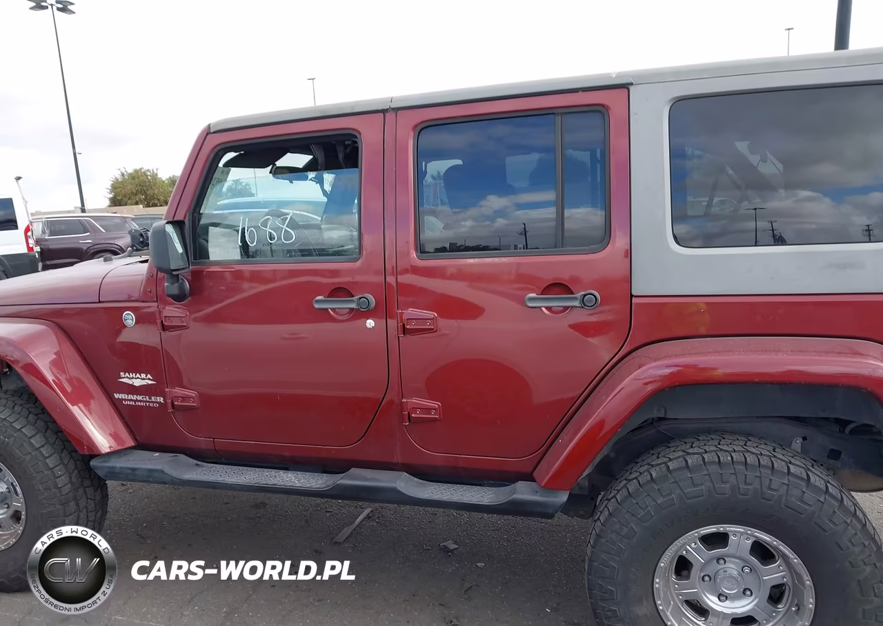 2007 Jeep Wrangler Unlimited Sahara VIN:1J8GA59117L117527 - 14