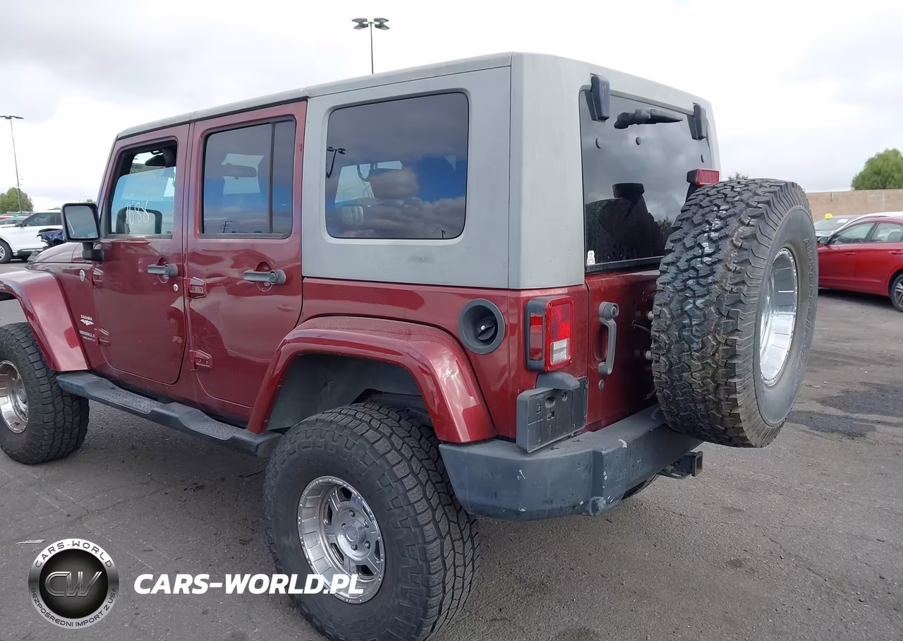 2007 Jeep Wrangler Unlimited Sahara VIN:1J8GA59117L117527 - 3