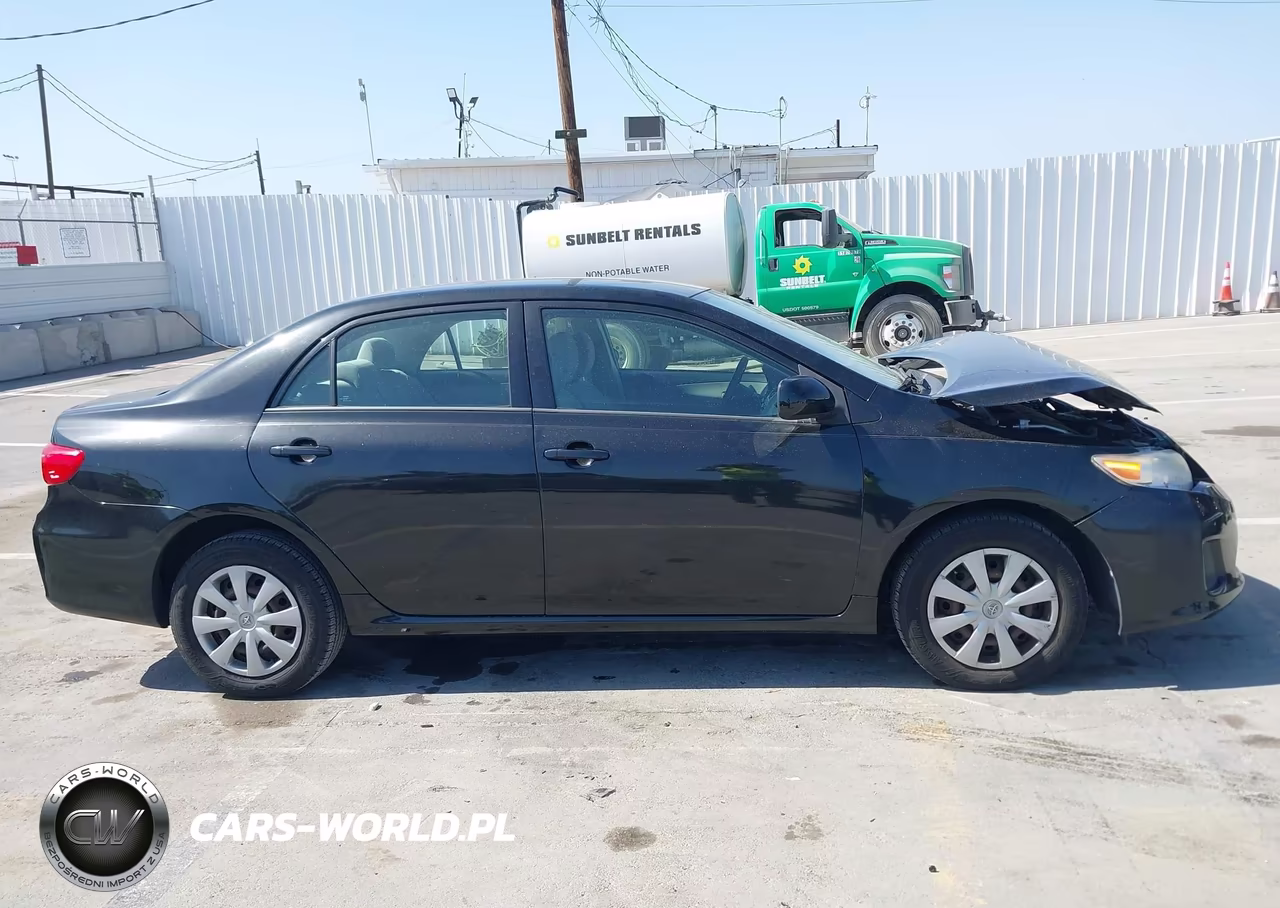 2011 Toyota Corolla Le VIN:JTDBU4EE0B9150178 - 13
