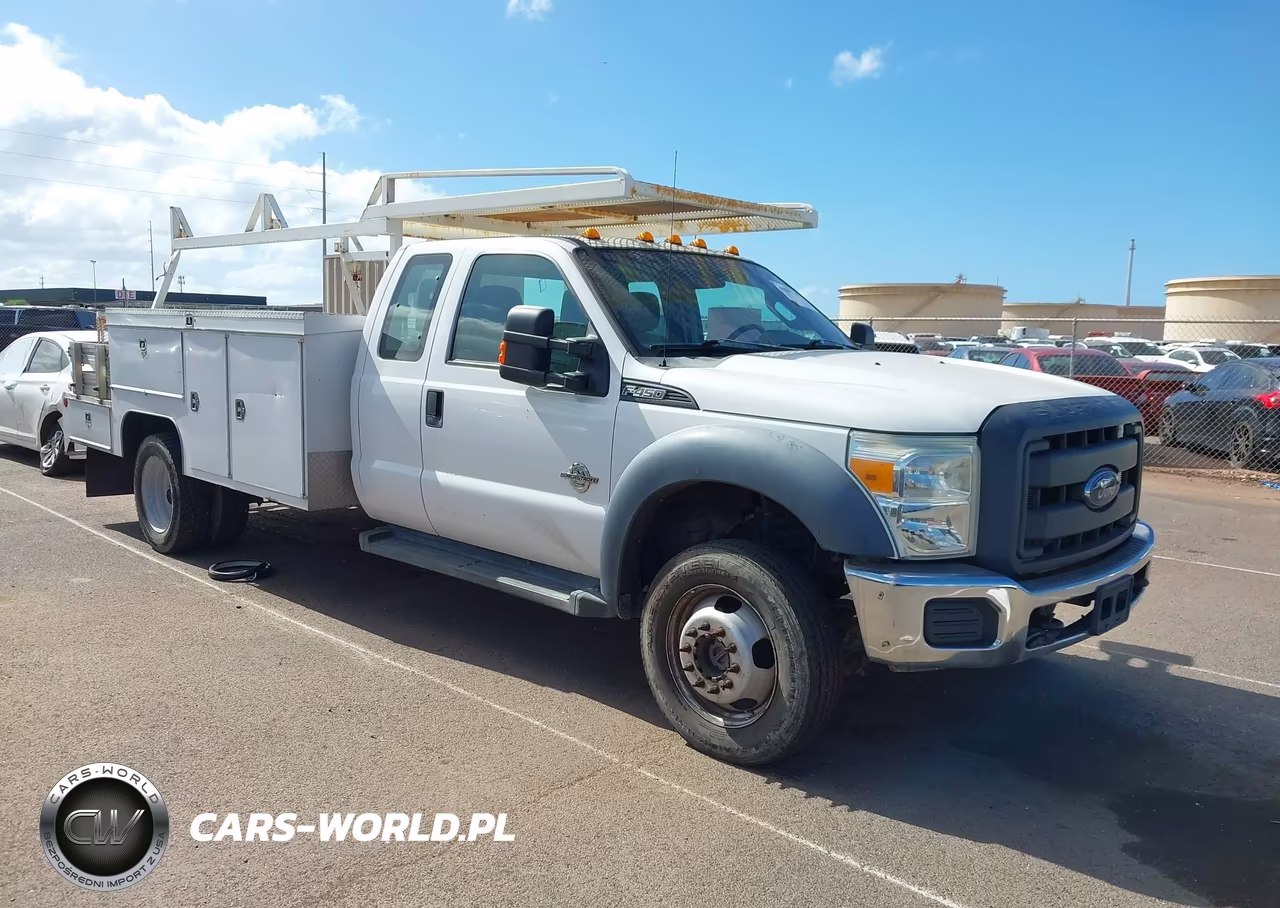 2015 Ford F-450 Chassis Xl