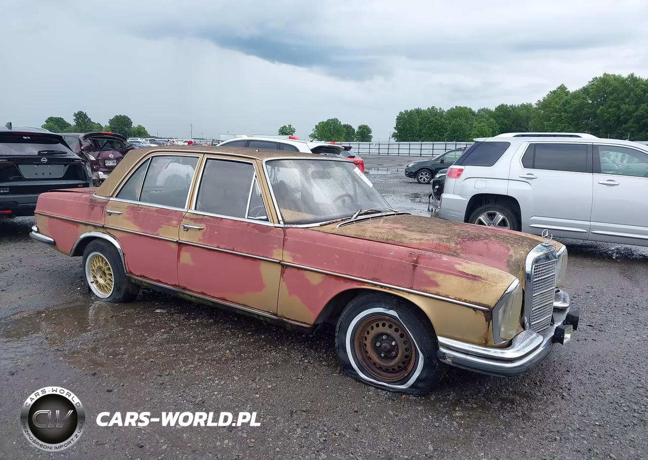 1969 Mercedes-Benz 200 – zdjęcie 1 z 15