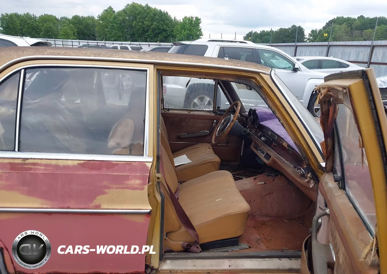 1969 Mercedes-Benz 200 VIN:10801612043541 - 5