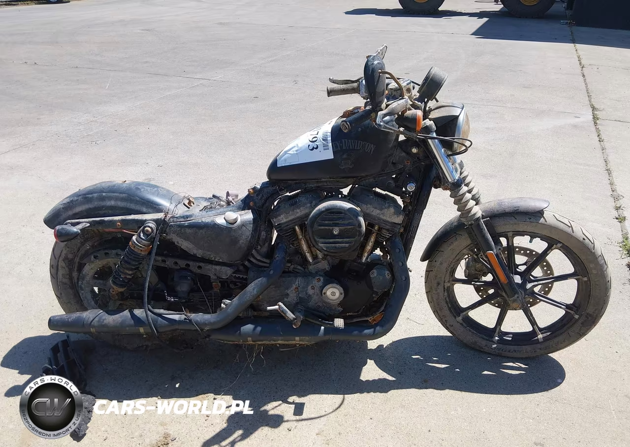 2017 Harley-Davidson Xl883 Iron 883 VIN:1HD4LE239HC408731 - 11
