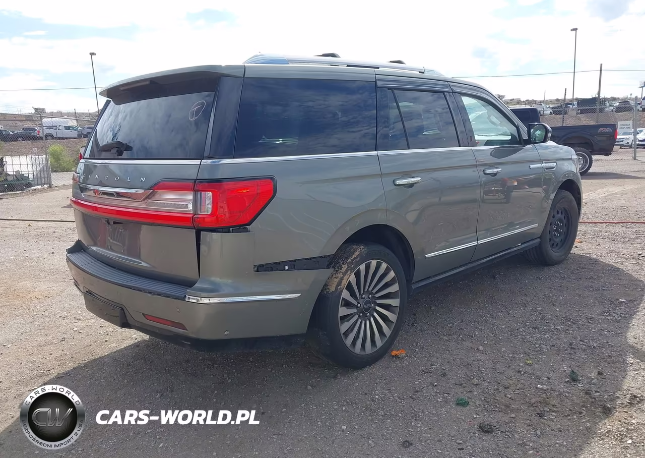 2019 Lincoln Navigator Reserve VIN:5LMJJ2LTXKEL04969 - 4