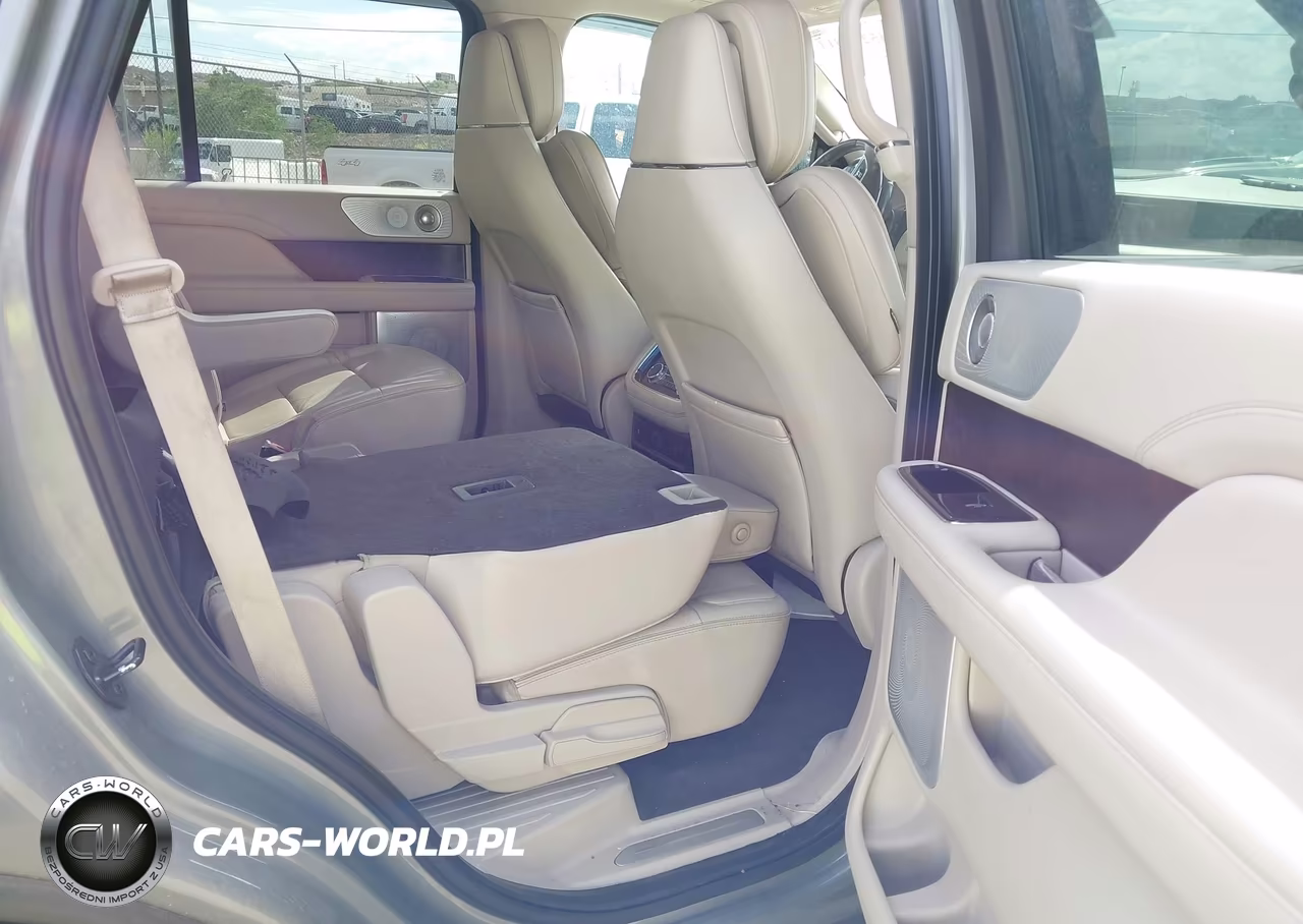 2019 Lincoln Navigator Reserve VIN:5LMJJ2LTXKEL04969 - 8
