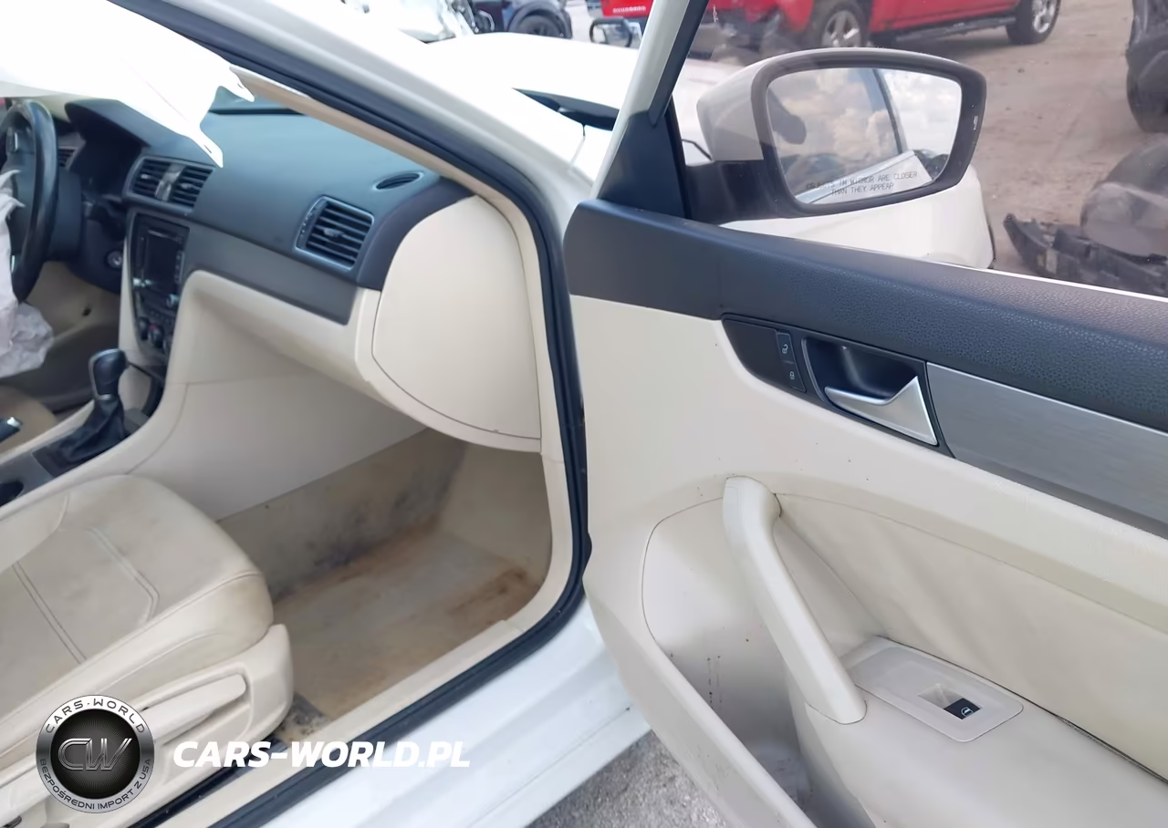 2015 Volkswagen Passat 1.8T Se VIN:1VWBS7A33FC004178 - 5