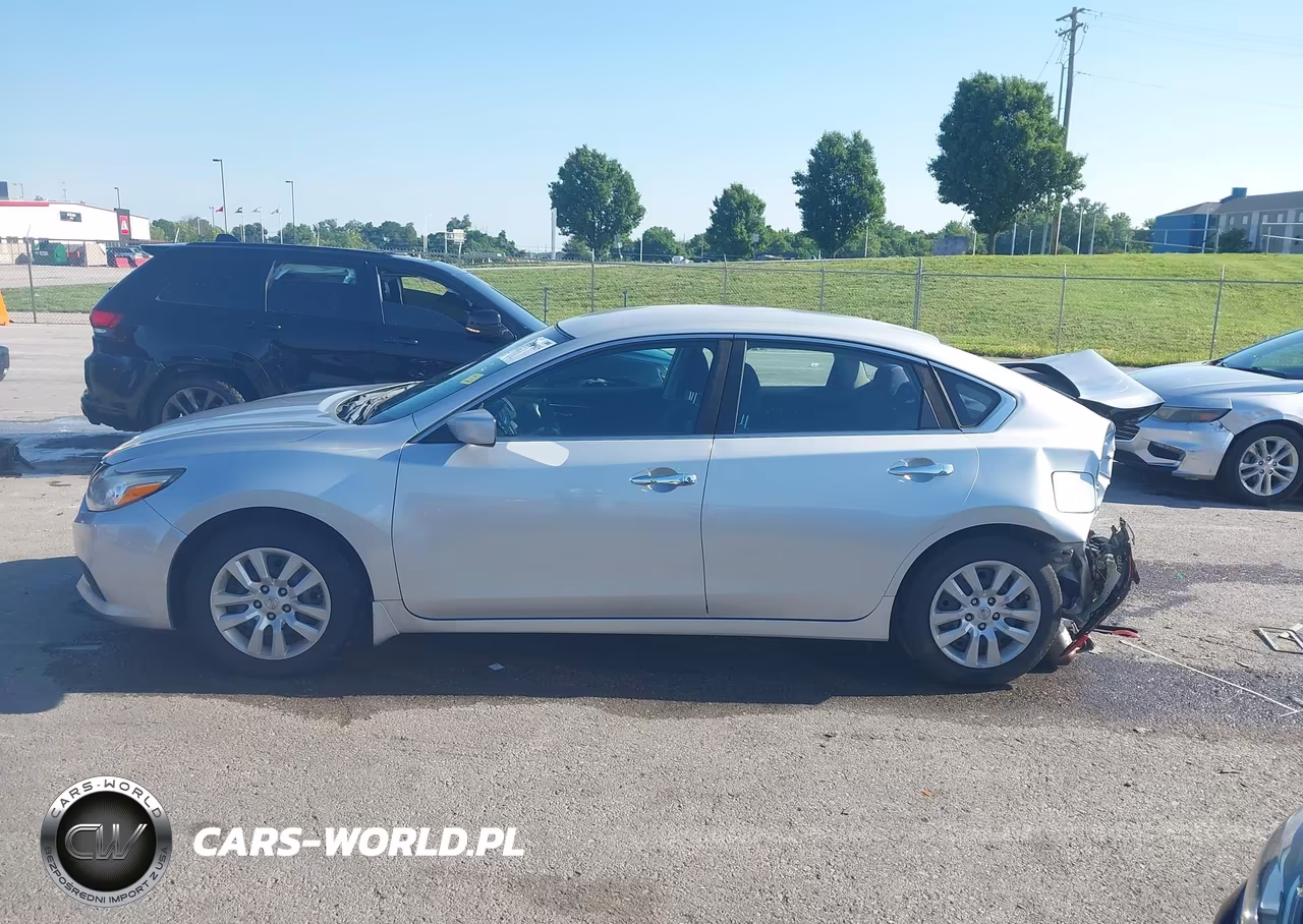 2017 Nissan Altima 2.5 S VIN:1N4AL3AP5HC241125 - 14