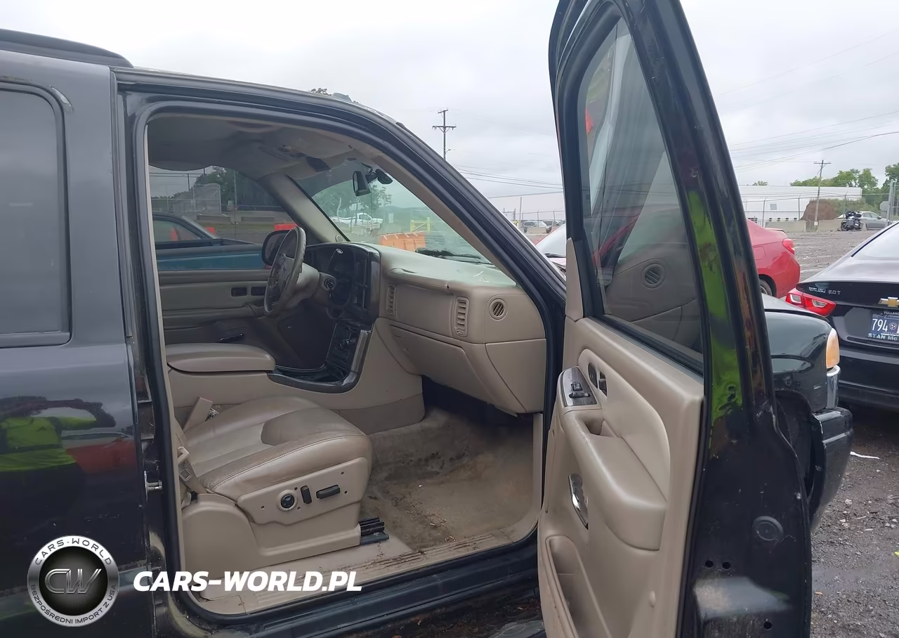 2005 GMC Yukon Denali VIN:1GKEK63U55J237204 - 5