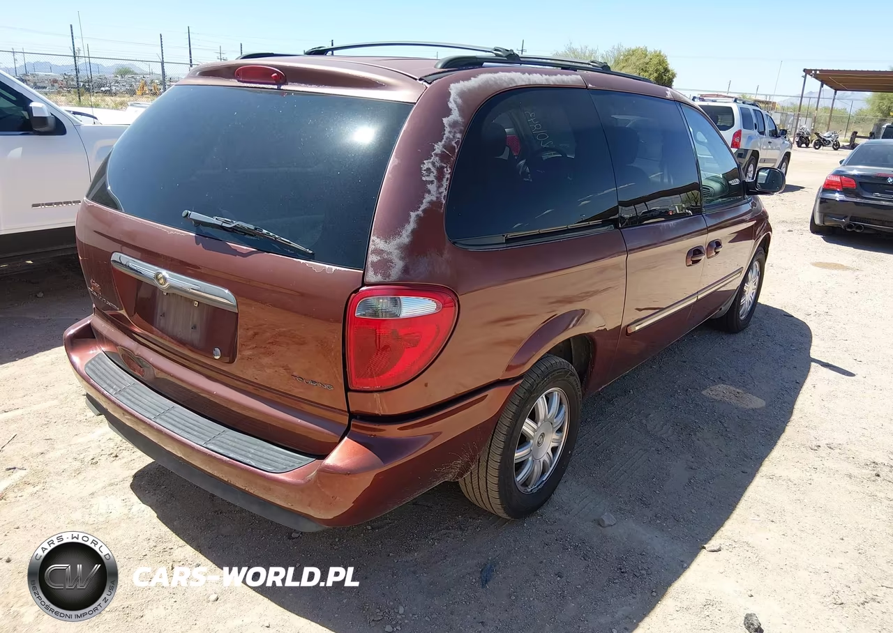 2007 Chrysler Town & Country Touring VIN:2A4GP54L07R156626 - 4