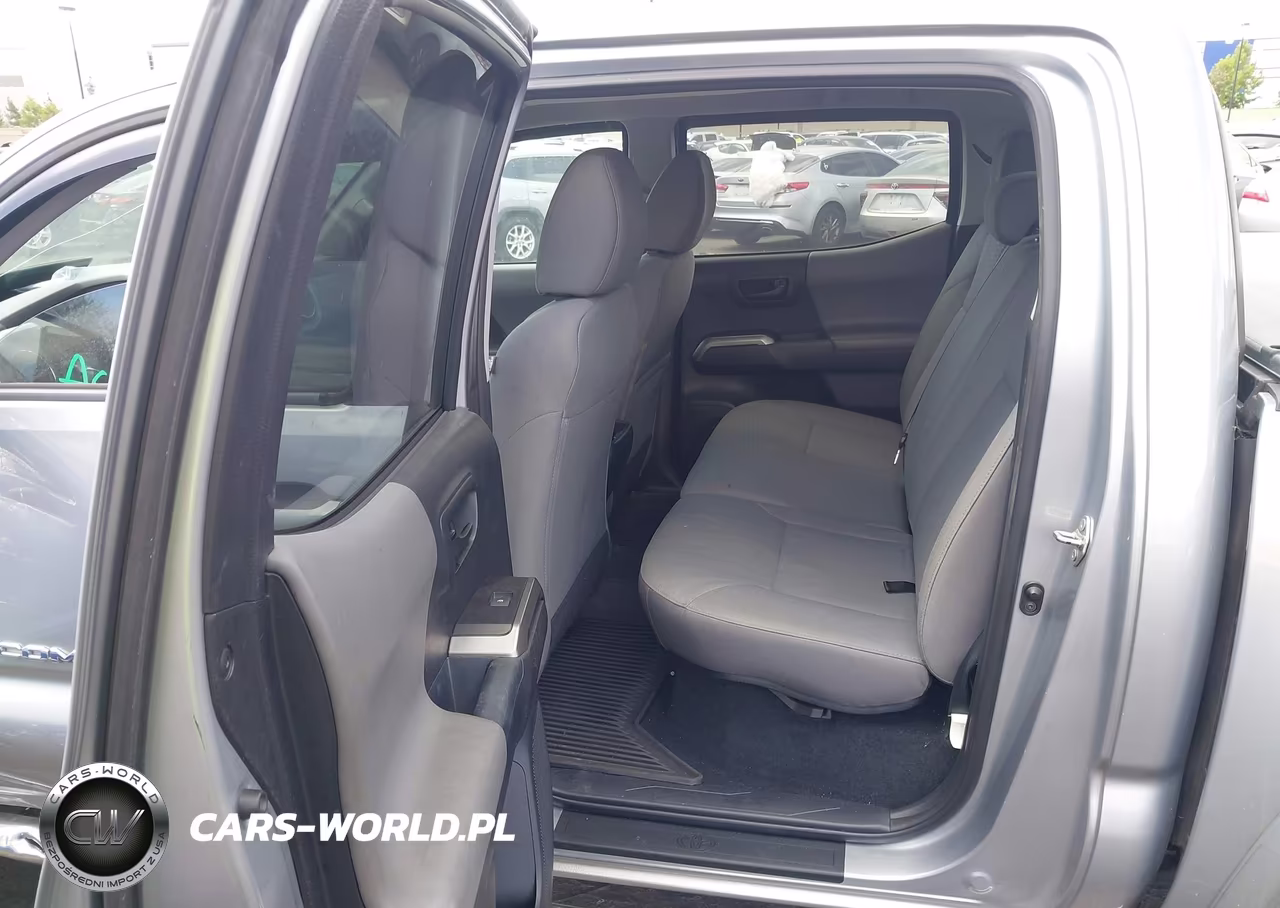 2017 Toyota Tacoma Sr5 V6 VIN:5TFAZ5CNXHX033346 - 8