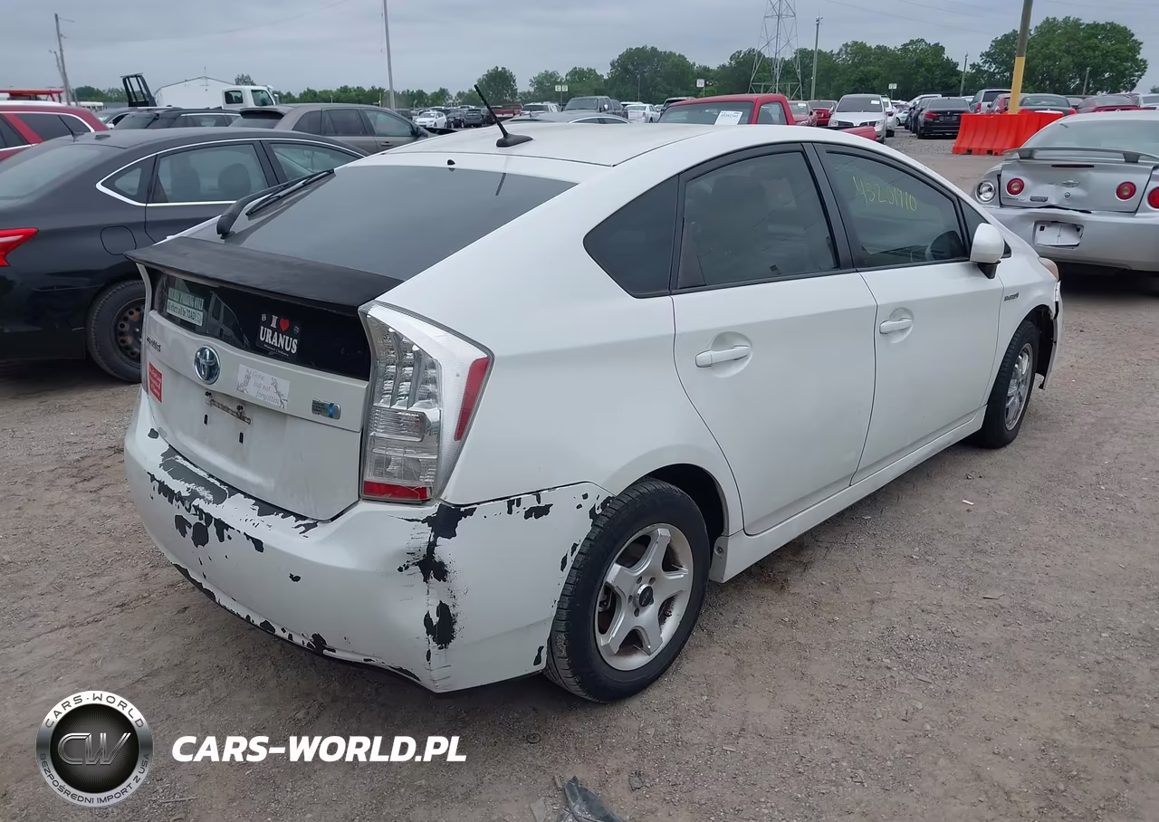 2011 Toyota Prius Two VIN:JTDKN3DU7B0252677 - 4
