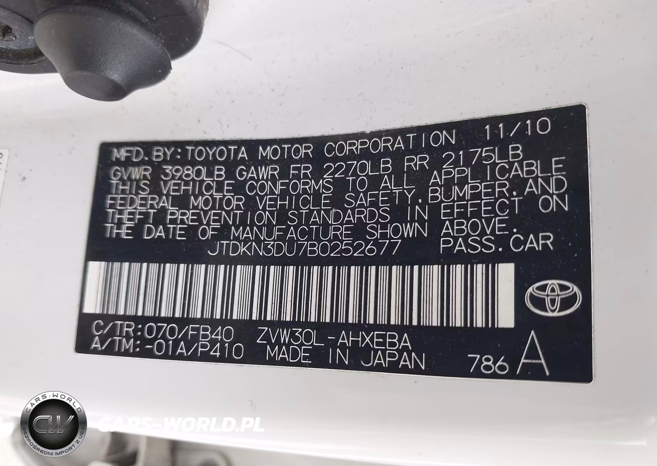 2011 Toyota Prius Two VIN:JTDKN3DU7B0252677 - 9