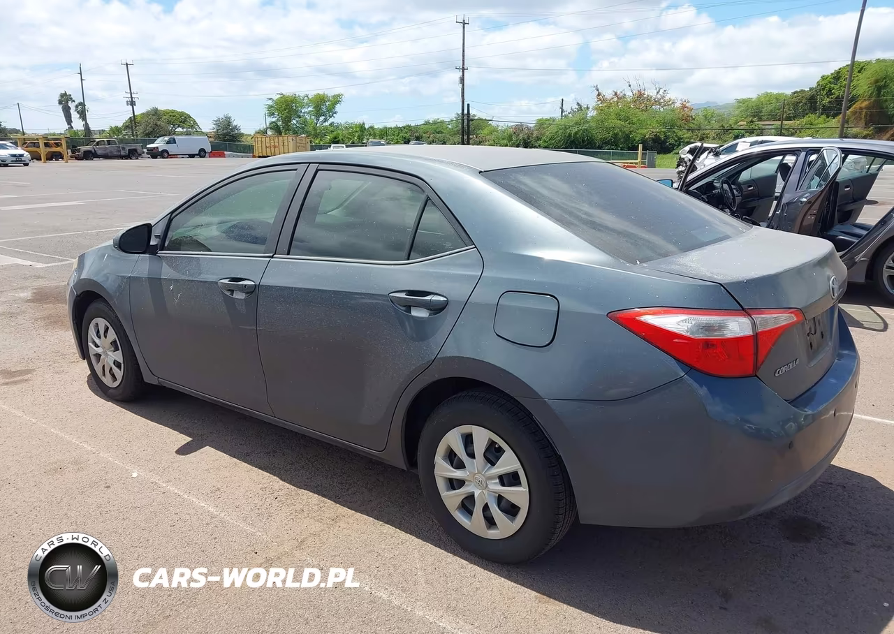 2014 Toyota Corolla L VIN:5YFBURHE3EP007393 - 3