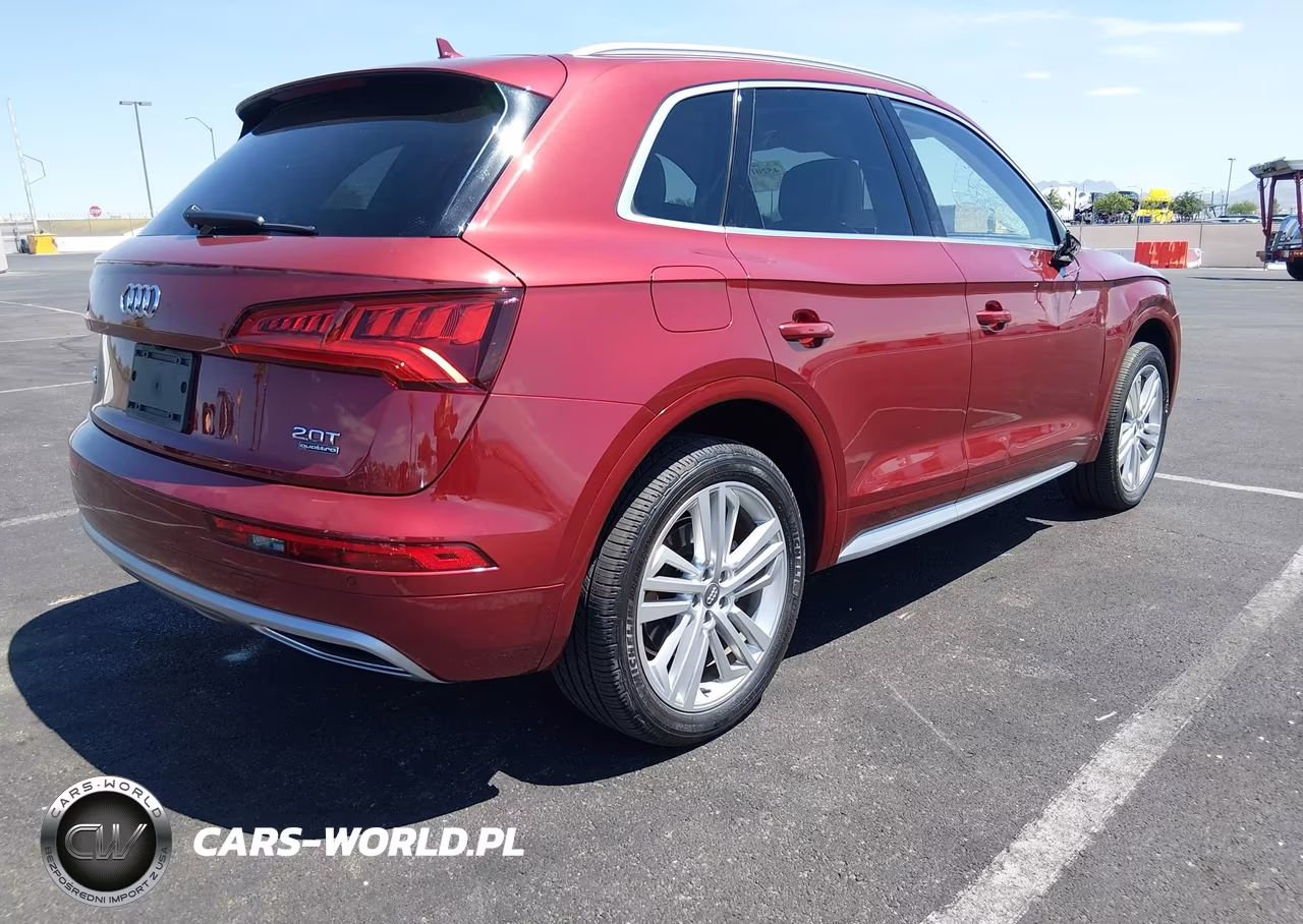 2018 Audi Q5 2.0T Premium-2.0T Tech Premium VIN:WA1CNAFY3J2105116 - 4