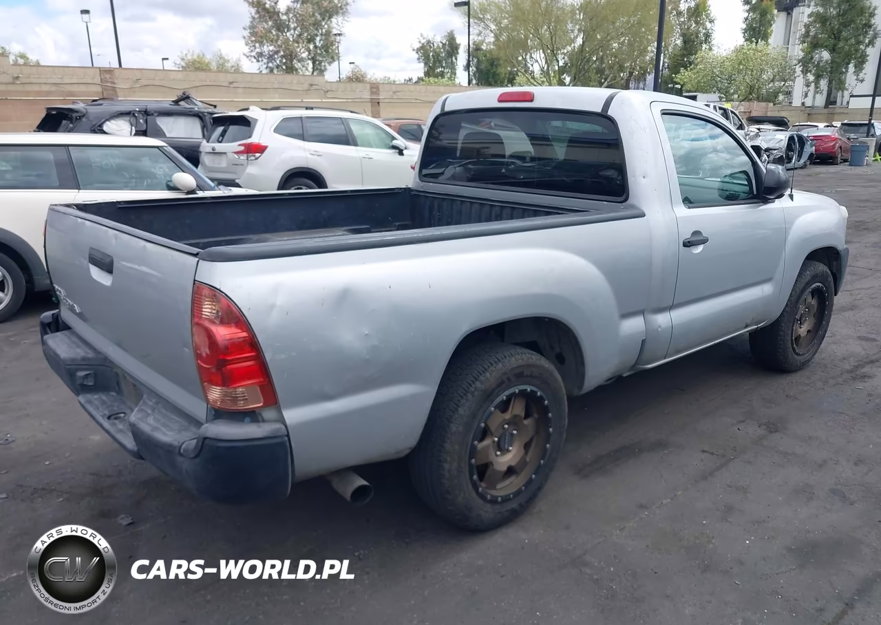 2013 Toyota Tacoma VIN:5TFNX4CN1DX029116 - 4