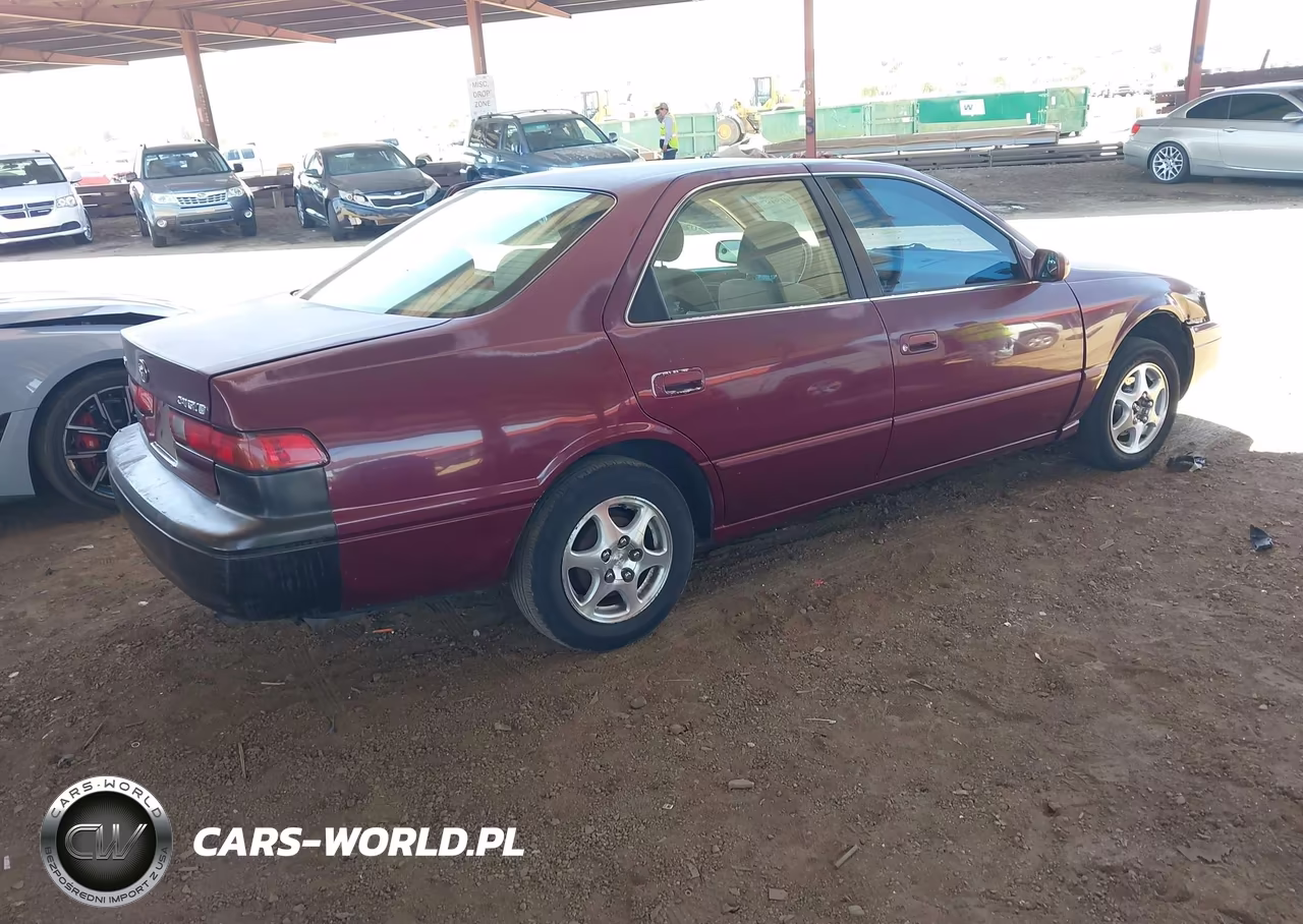 1997 Toyota Camry Le VIN:4T1BG22K8VU082599 - 4