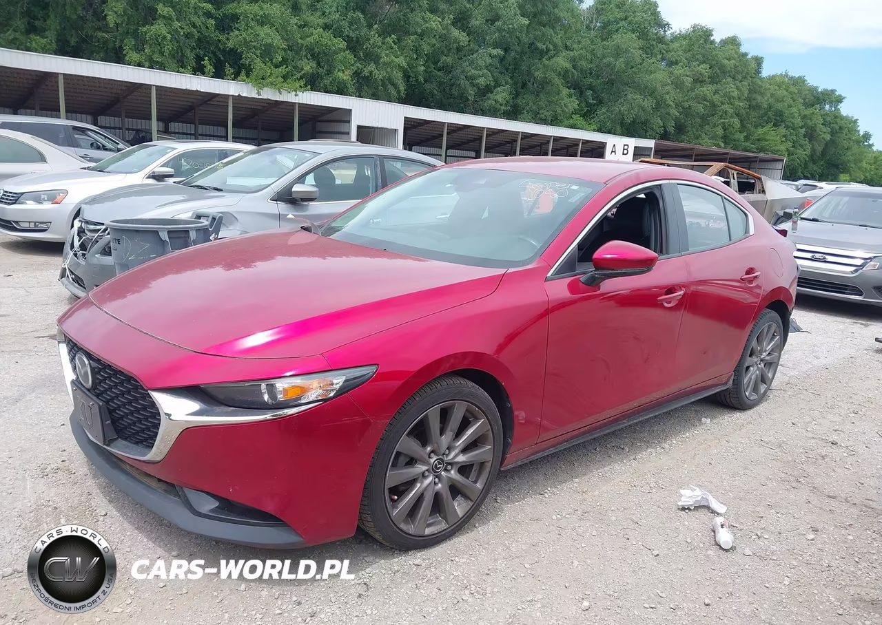 2019 Mazda Mazda3 Select Package VIN:JM1BPACL0K1111080 - 2