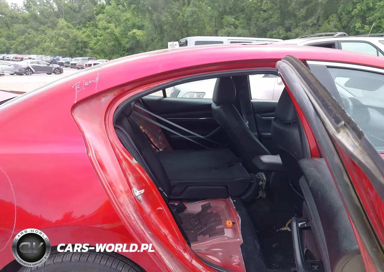2019 Mazda Mazda3 Select Package VIN:JM1BPACL0K1111080 - 8