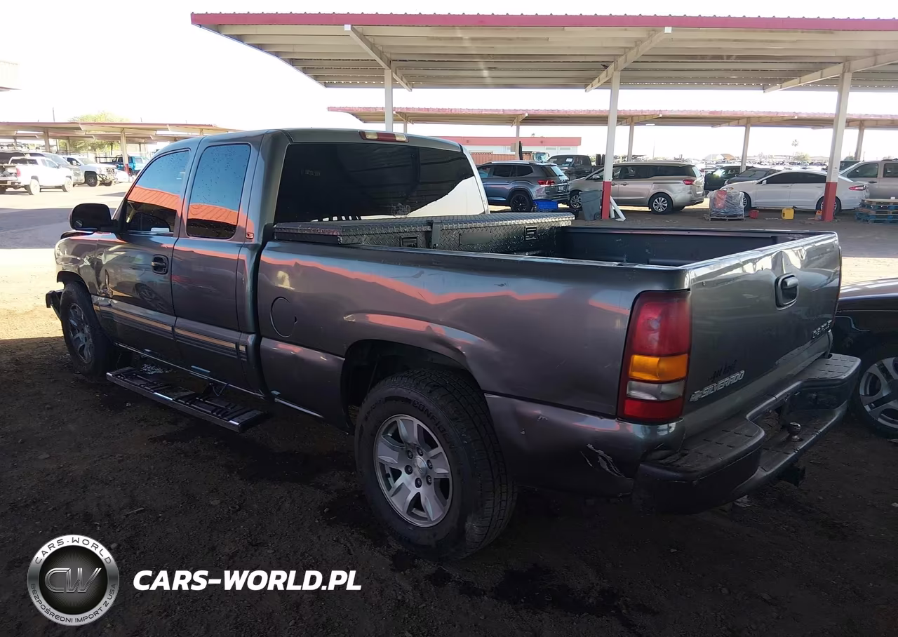 2001 Chevrolet Silverado 1500 Ls VIN:2GCEC19T111305772 - 3