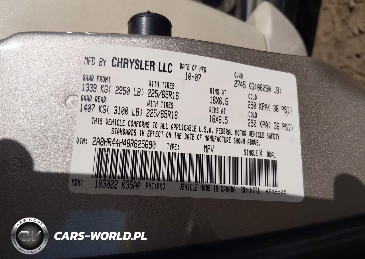 2008 Chrysler Town & Country Lx VIN:2A8HR44H48R625690 - 9