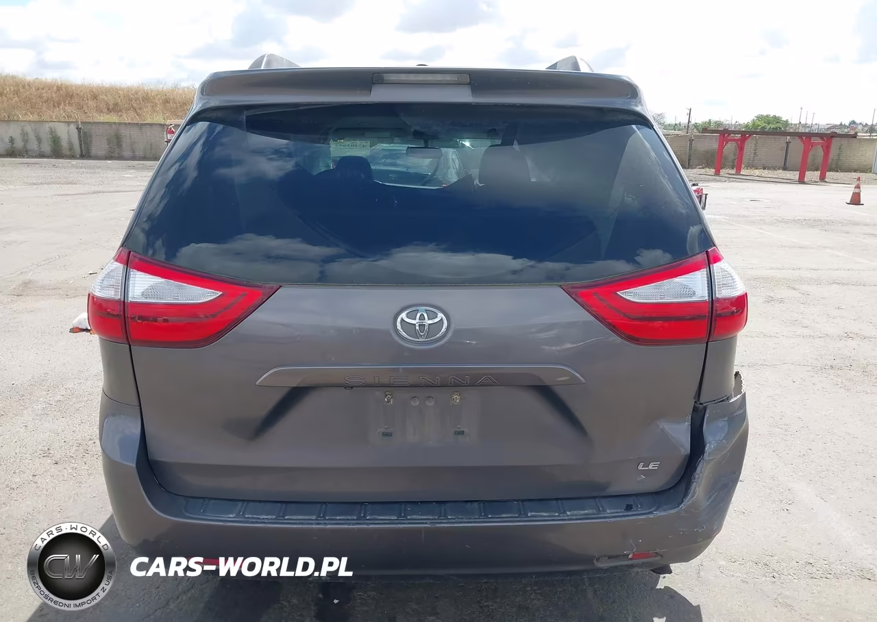 2015 Toyota Sienna Le 8 Passenger VIN:5TDKK3DC9FS577625 - 15