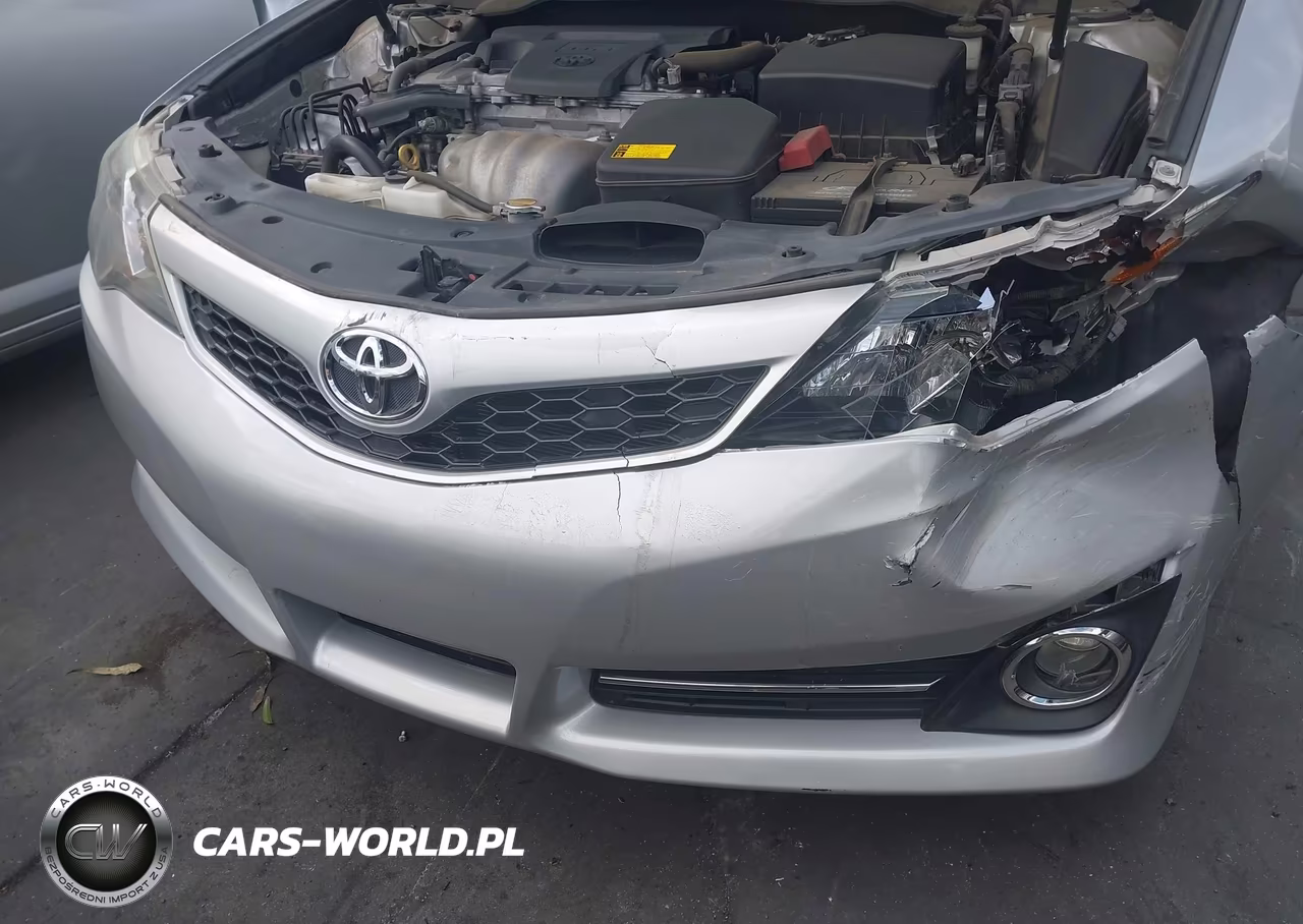 2014 Toyota Camry Se VIN:4T1BF1FK3EU326487 - 19