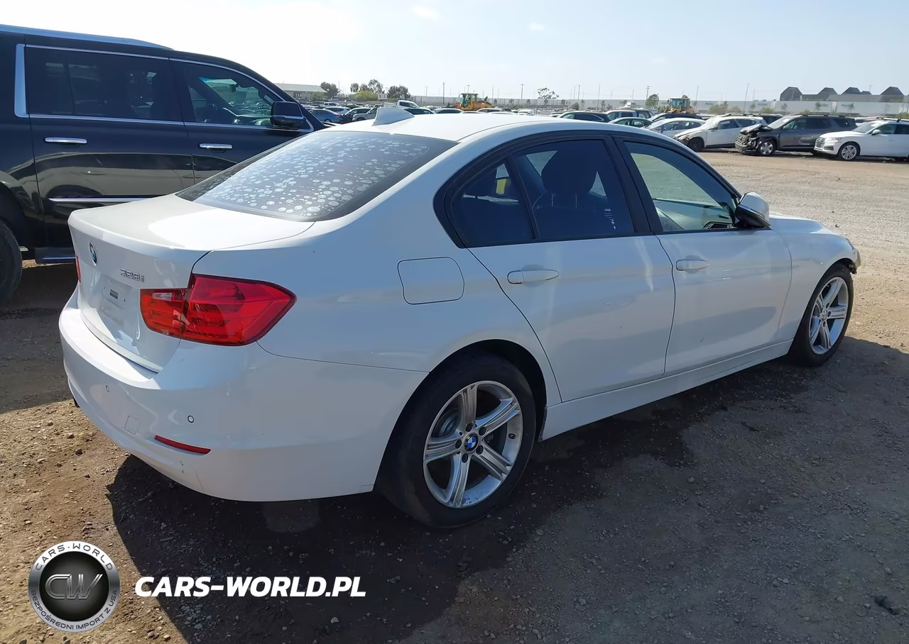 2015 BMW 328I VIN:WBA3A5G54FNS90938 - 4