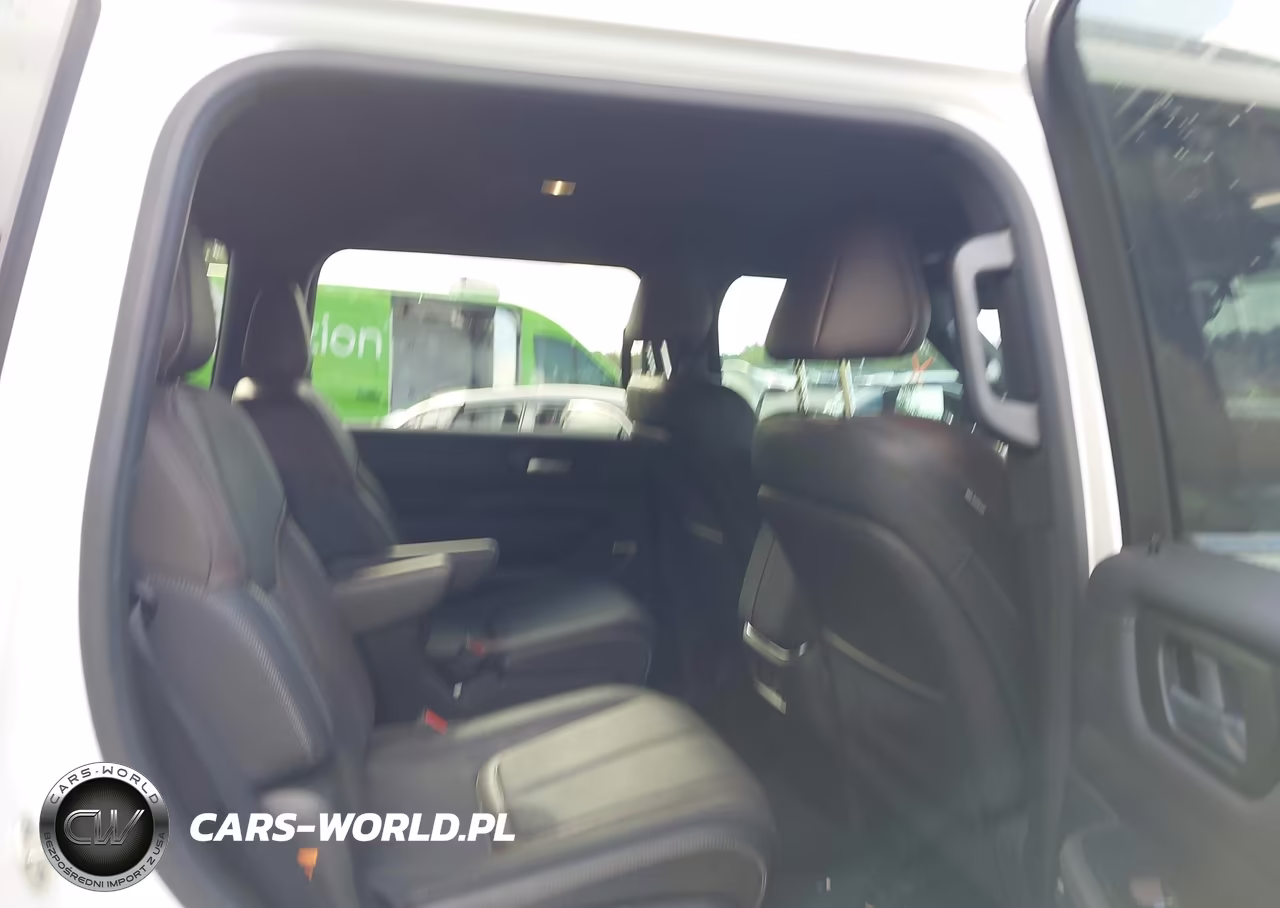 2025 Nissan Armada Sl 2Wd VIN:JN8AY3BA3S9000405 - 8