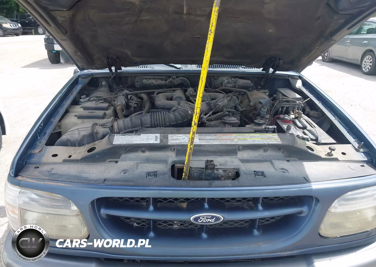 1999 Ford Explorer Sport VIN:1FMYU24E9XUC29316 - 10