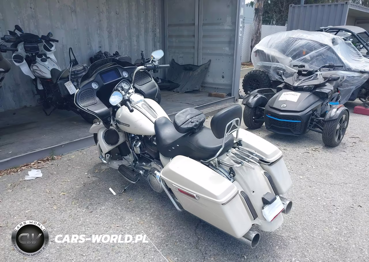 2022 Harley-Davidson Fltrx VIN:1HD1KHC20NB658647 - 3