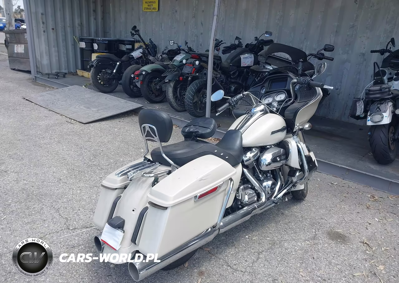 2022 Harley-Davidson Fltrx VIN:1HD1KHC20NB658647 - 4