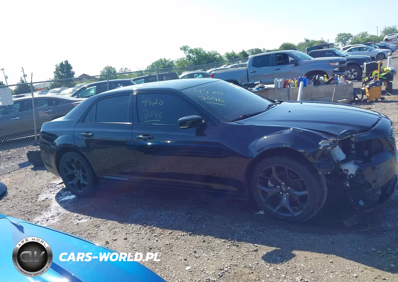 2022 Chrysler 300 S VIN:2C3CCABG9NH154301 - 13