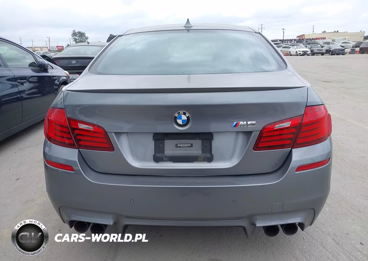 2014 BMW M5 VIN:WBSFV9C54ED594057 - 16