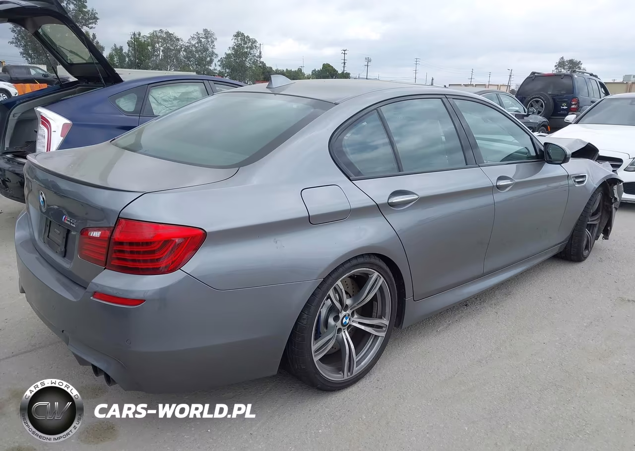2014 BMW M5 VIN:WBSFV9C54ED594057 - 4