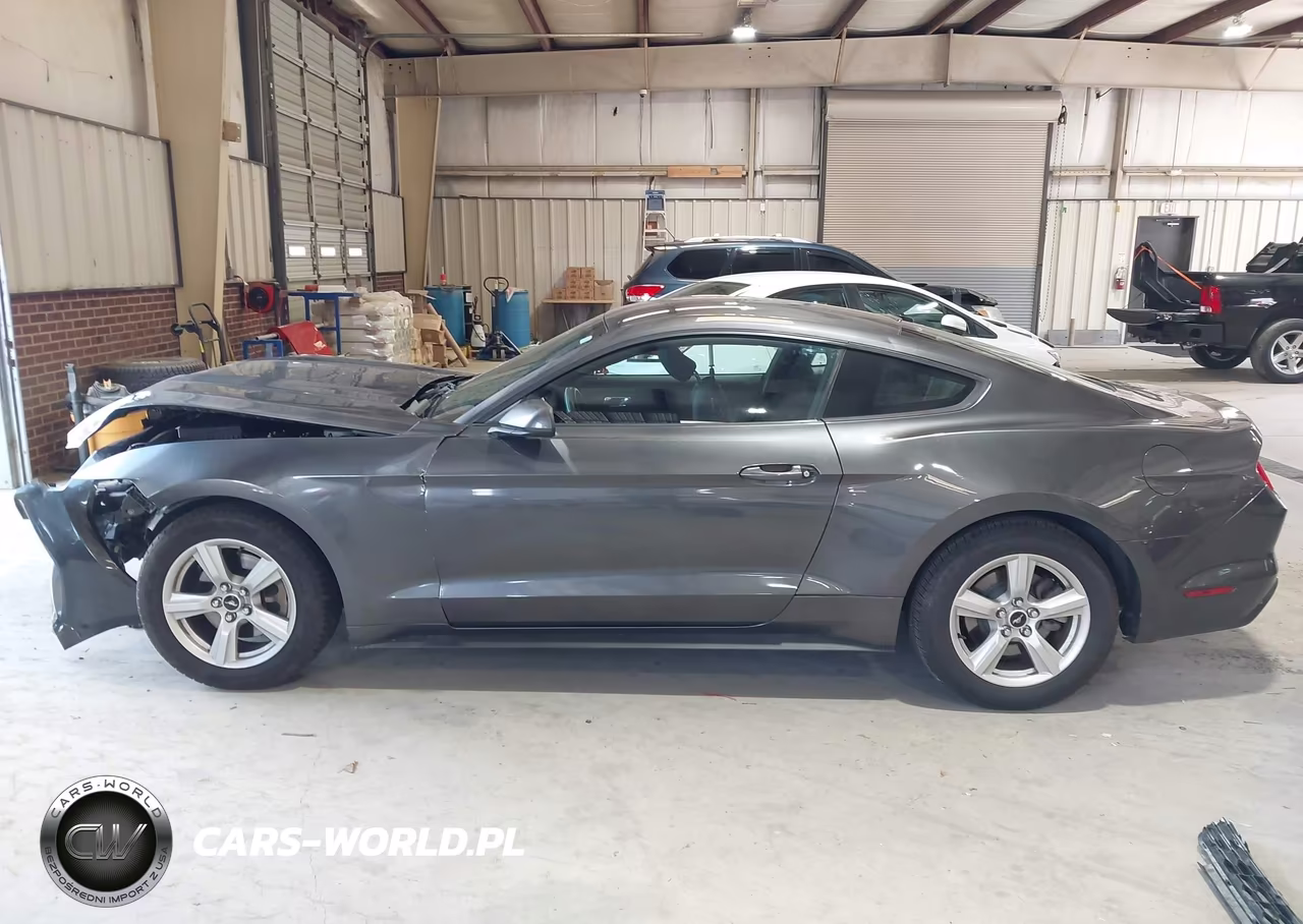 2017 Ford Mustang V6 VIN:1FA6P8AM7H5301231 - 15