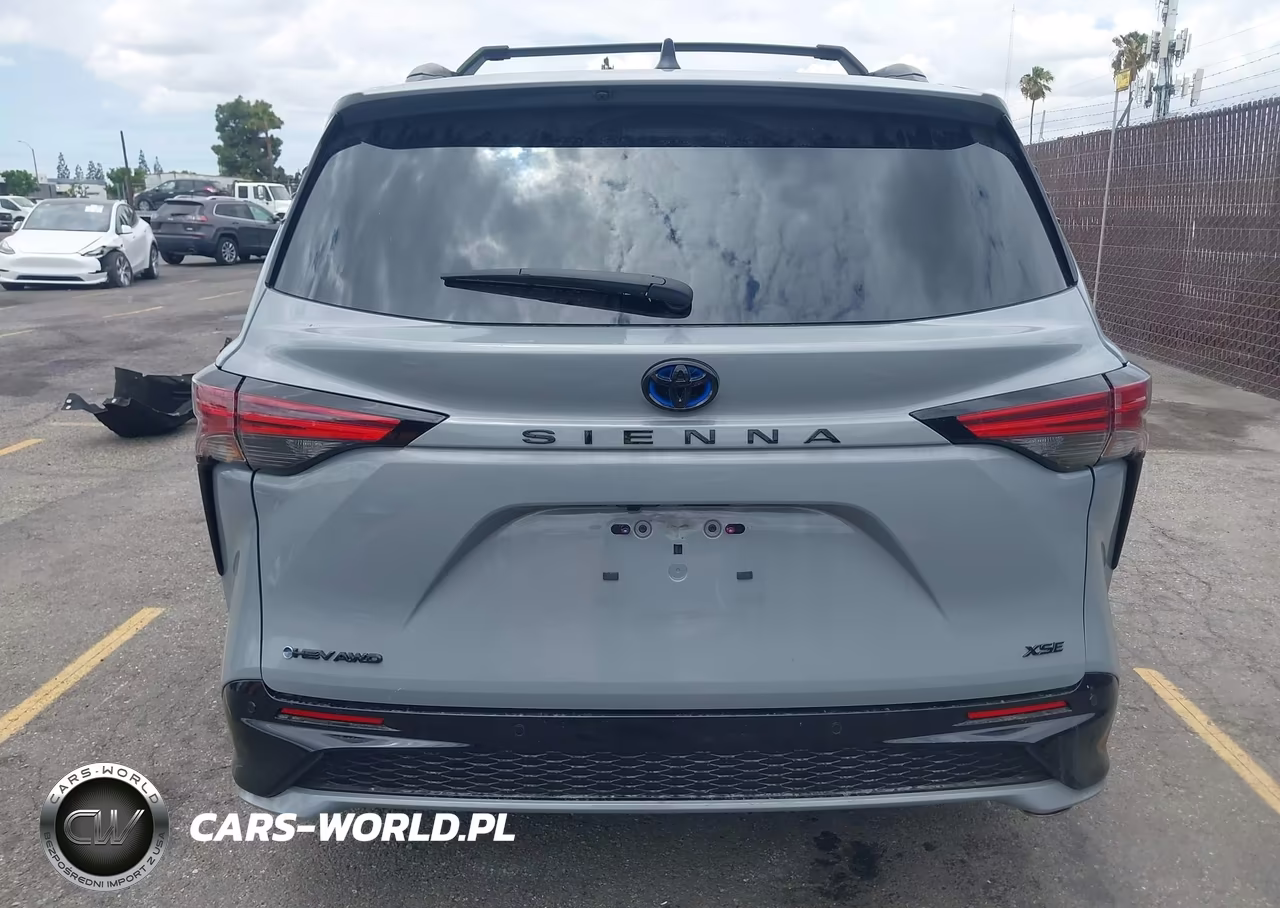 2025 Toyota Sienna Xse VIN:5TDCSKFC3SS167828 - 17