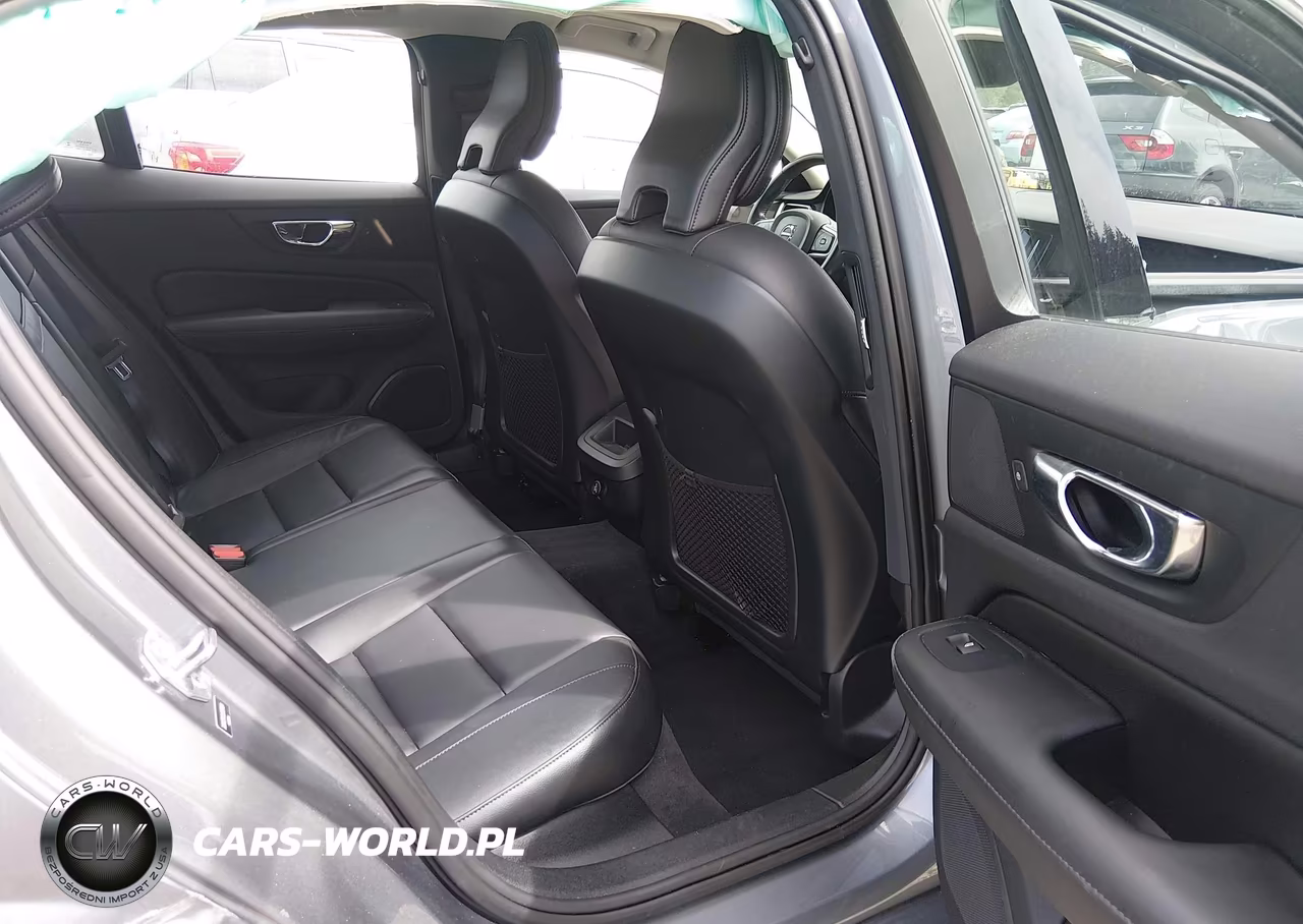 2020 Volvo S60 T6 Momentum VIN:7JRA22TK3LG037824 - 18