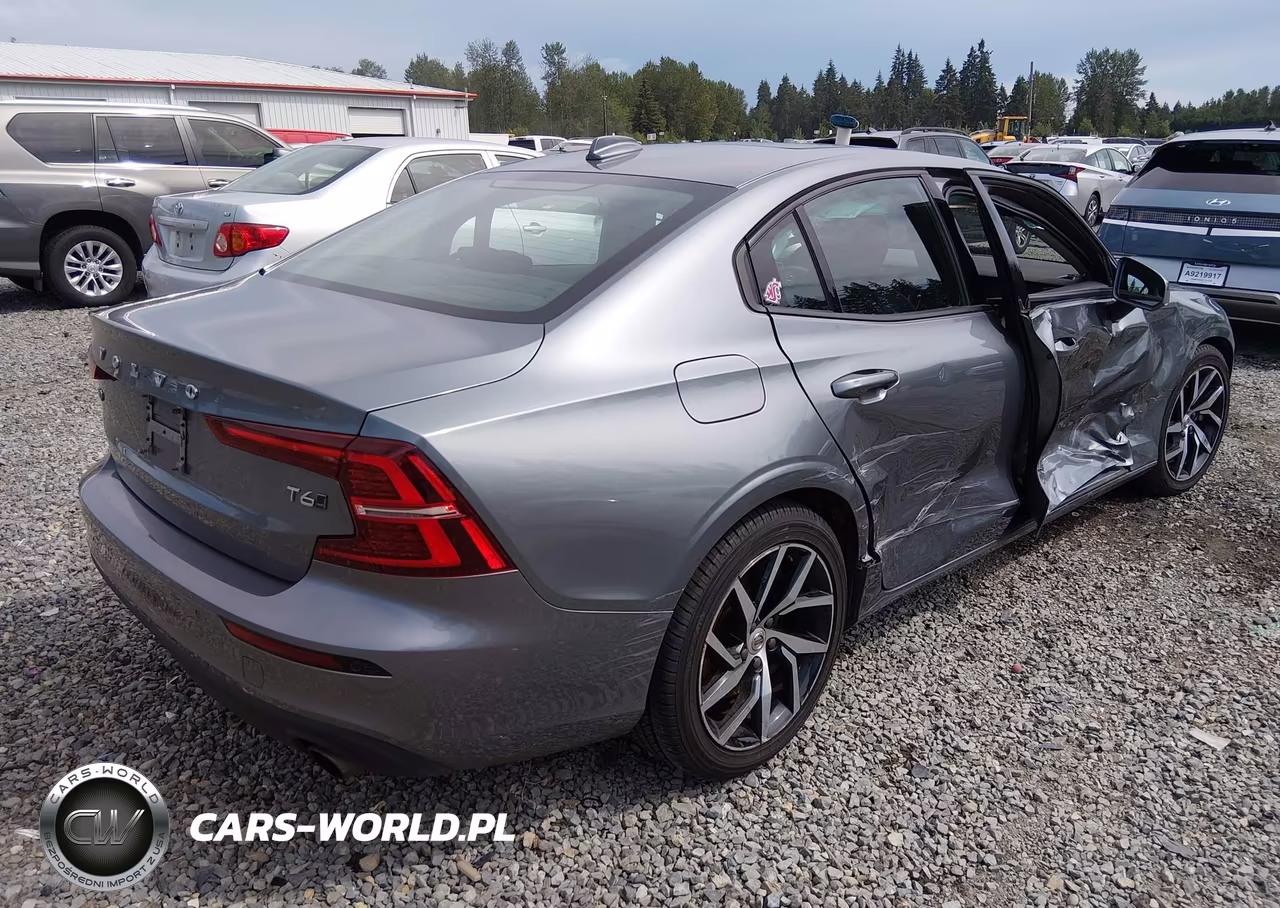 2020 Volvo S60 T6 Momentum VIN:7JRA22TK3LG037824 - 4
