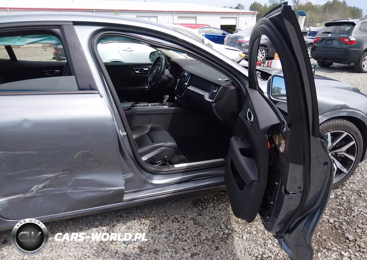 2020 Volvo S60 T6 Momentum VIN:7JRA22TK3LG037824 - 5