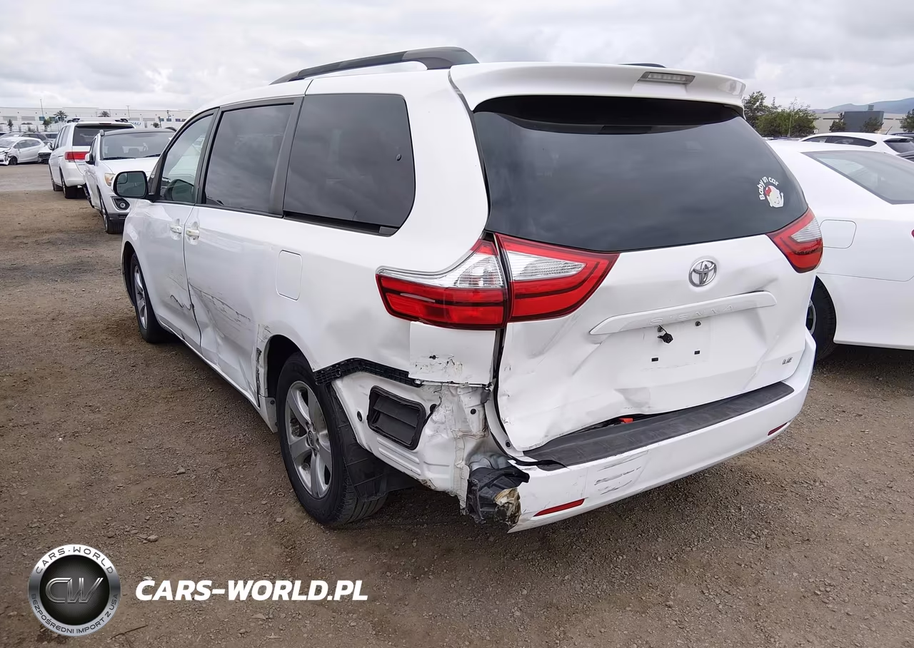 2016 Toyota Sienna Le 8 Passenger VIN:5TDKK3DC0GS719152 - 3