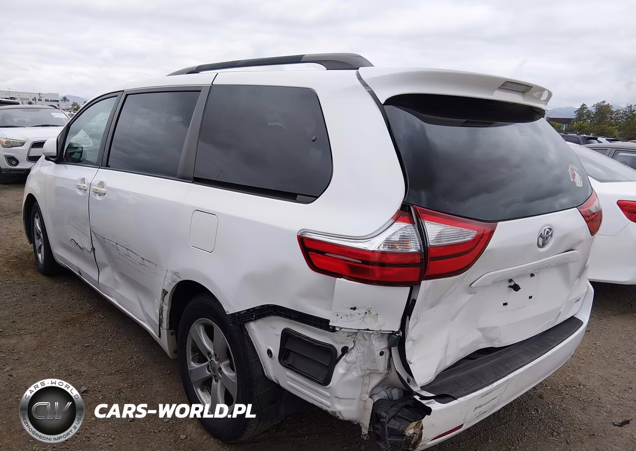 2016 Toyota Sienna Le 8 Passenger VIN:5TDKK3DC0GS719152 - 6